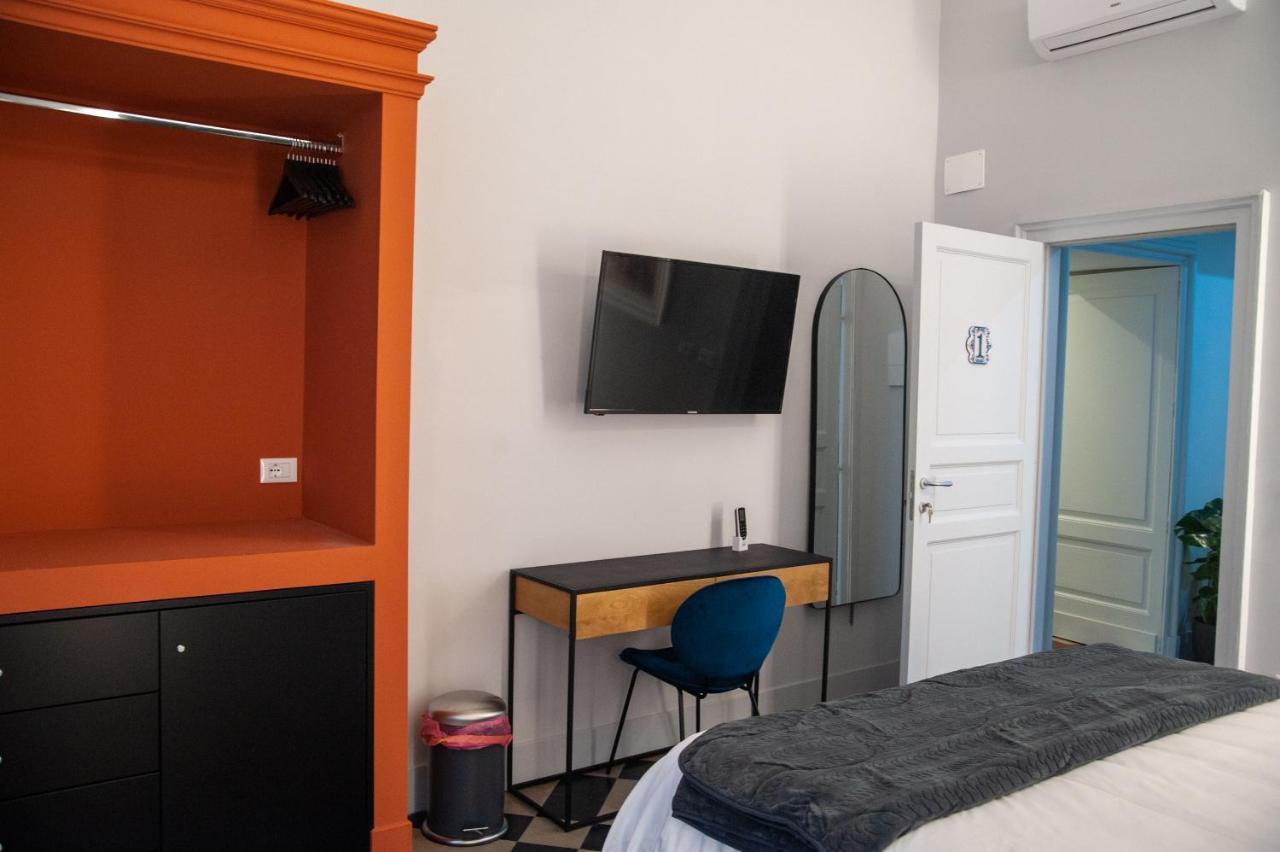 Catarina Suites - Centro Storico Catania Luaran gambar