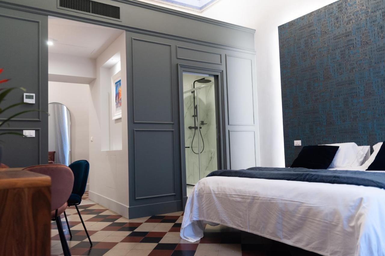 Catarina Suites - Centro Storico Catania Luaran gambar